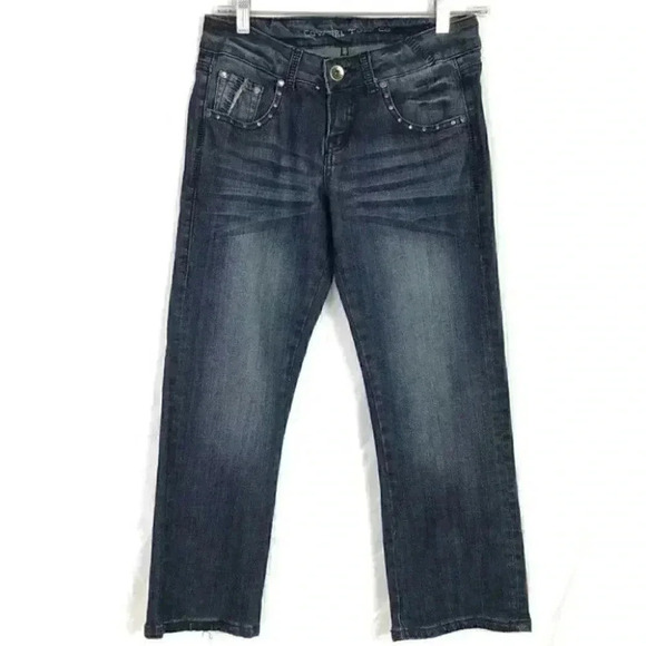 Cowgirl Tuff Women 25 Studded Denim Capris Blue Stretch Whiskered Thick Stitch - Picture 2 of 9